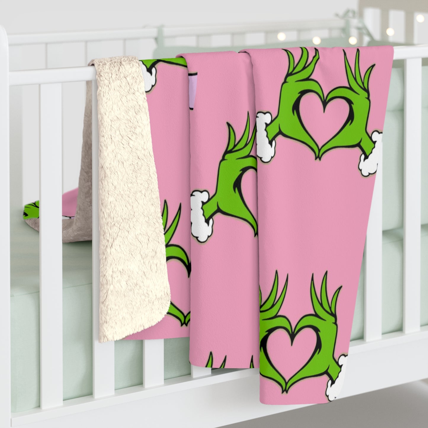 Grinch Love Sherpa Fleece Blanket – Cozy Pink Heart Design