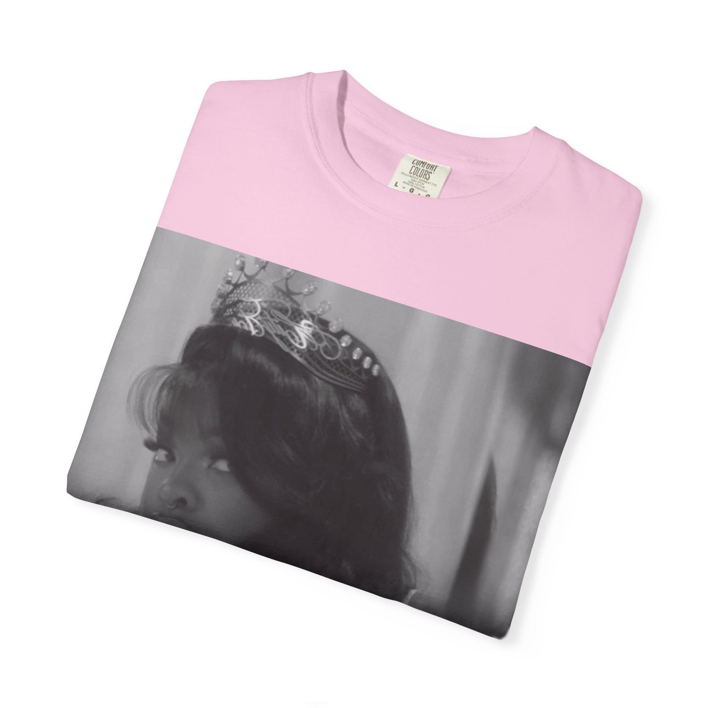 Vintage-Inspired T-Shirt with Iconic Design, Perfect for Fashion Lovers, Casual Wear, Gifts, Celebrations, Everyday Style