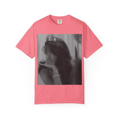 Vintage-Inspired T-Shirt with Iconic Design, Perfect for Fashion Lovers, Casual Wear, Gifts, Celebrations, Everyday Style