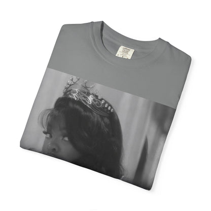 Vintage-Inspired T-Shirt with Iconic Design, Perfect for Fashion Lovers, Casual Wear, Gifts, Celebrations, Everyday Style