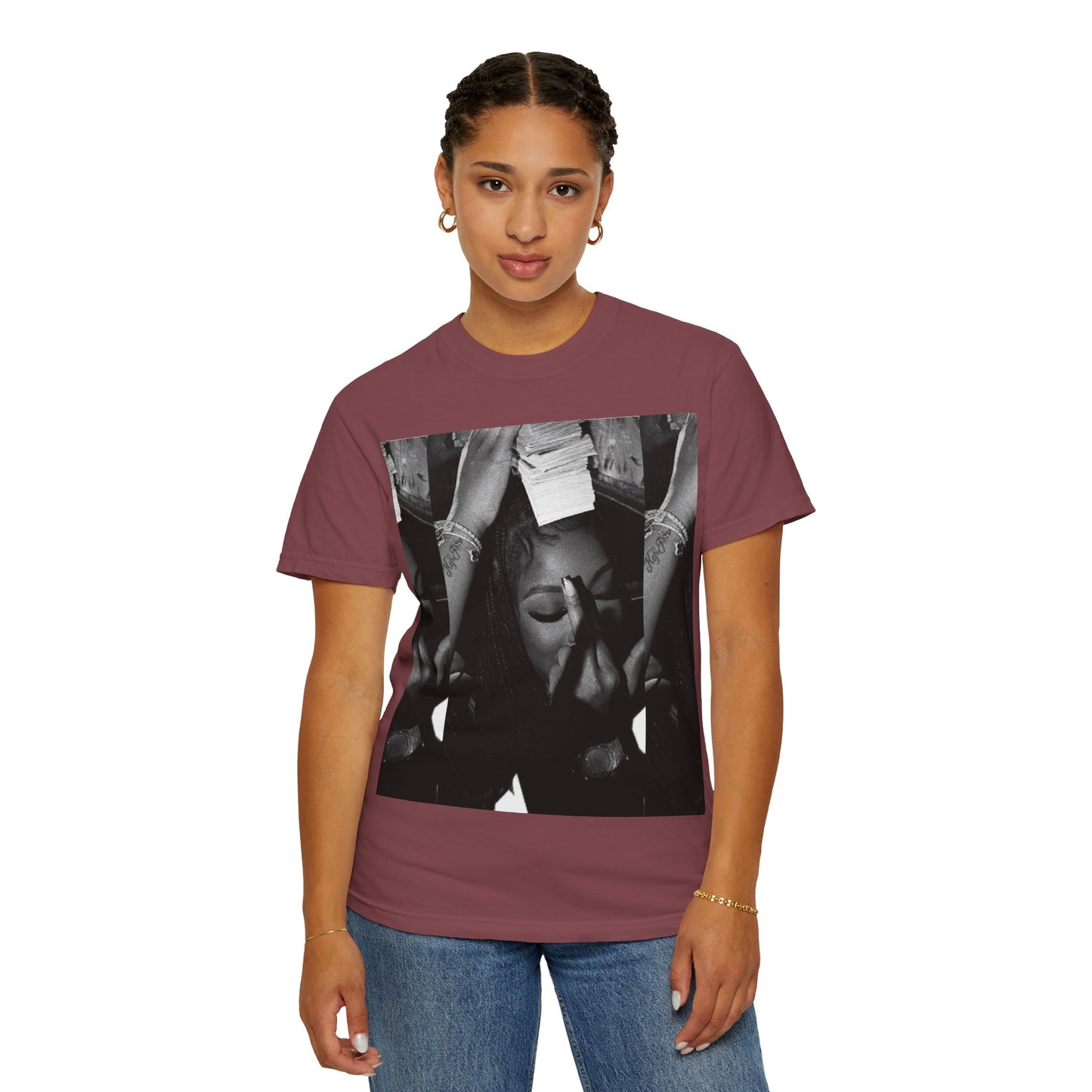 Artistic Unisex T-Shirt - Trendy Graphic Tee for Casual Style, Streetwear, Gift for Friends, Photography Lovers, Everyday Wear