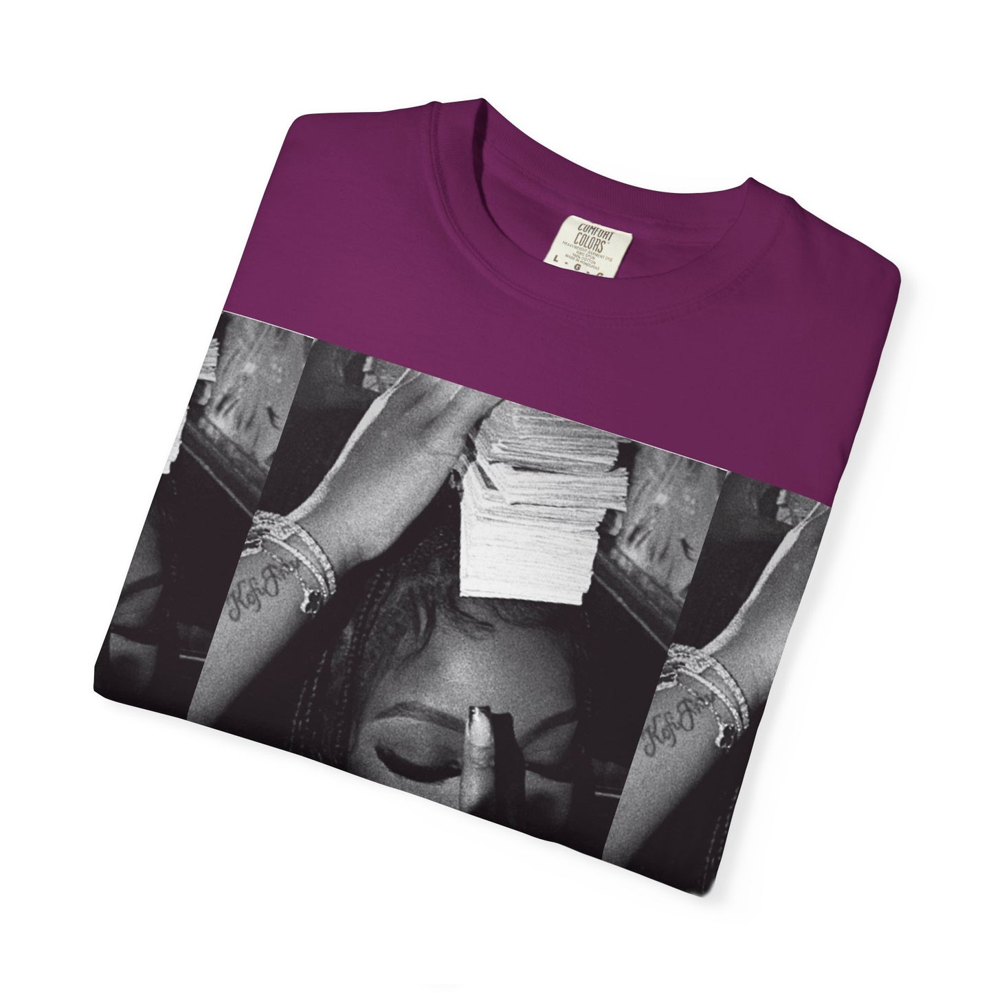 Artistic Unisex T-Shirt - Trendy Graphic Tee for Casual Style, Streetwear, Gift for Friends, Photography Lovers, Everyday Wear