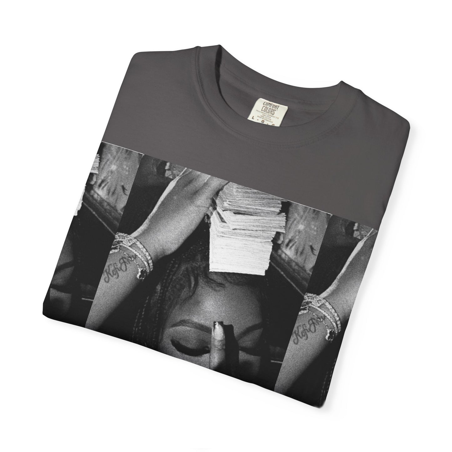 Artistic Unisex T-Shirt - Trendy Graphic Tee for Casual Style, Streetwear, Gift for Friends, Photography Lovers, Everyday Wear