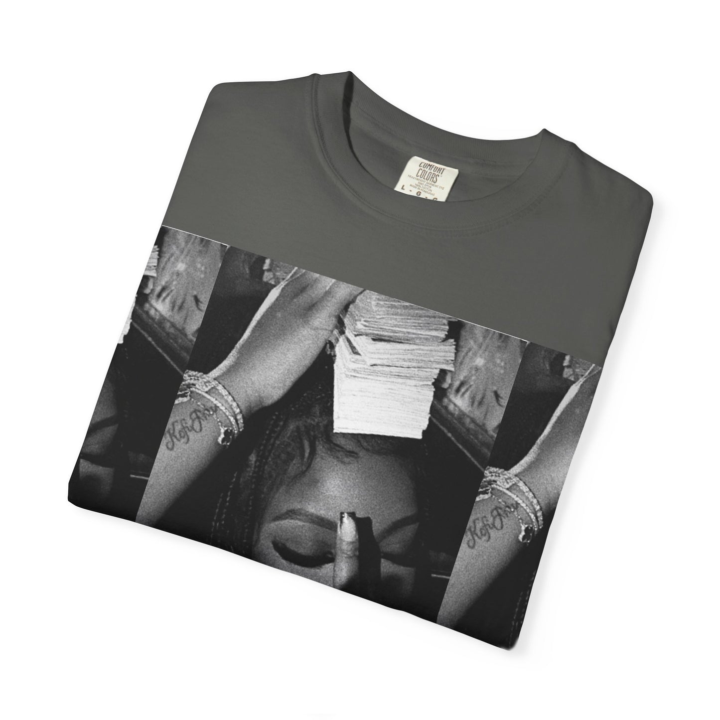 Artistic Unisex T-Shirt - Trendy Graphic Tee for Casual Style, Streetwear, Gift for Friends, Photography Lovers, Everyday Wear