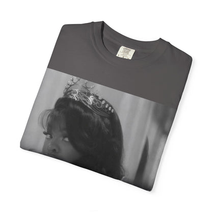 Vintage-Inspired T-Shirt with Iconic Design, Perfect for Fashion Lovers, Casual Wear, Gifts, Celebrations, Everyday Style
