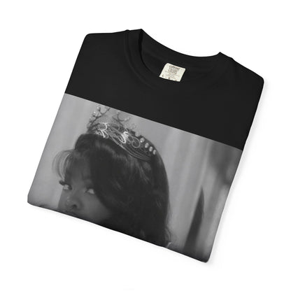 Vintage-Inspired T-Shirt with Iconic Design, Perfect for Fashion Lovers, Casual Wear, Gifts, Celebrations, Everyday Style
