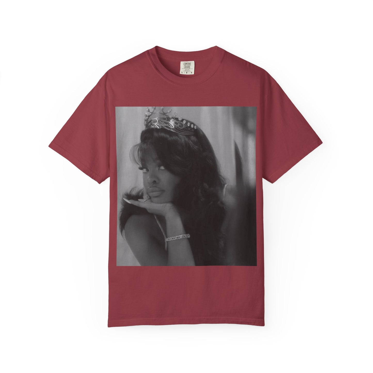 Vintage-Inspired T-Shirt with Iconic Design, Perfect for Fashion Lovers, Casual Wear, Gifts, Celebrations, Everyday Style