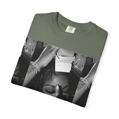 Artistic Unisex T-Shirt - Trendy Graphic Tee for Casual Style, Streetwear, Gift for Friends, Photography Lovers, Everyday Wear