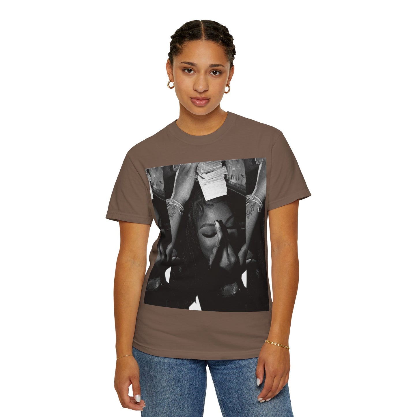 Artistic Unisex T-Shirt - Trendy Graphic Tee for Casual Style, Streetwear, Gift for Friends, Photography Lovers, Everyday Wear