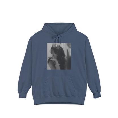 Chic Black and White Hoodie, Stylish Garment-Dyed Sweatshirt, Cozy Unisex Hoodie, Fashionable Casual Wear, Perfect for Everyday Use