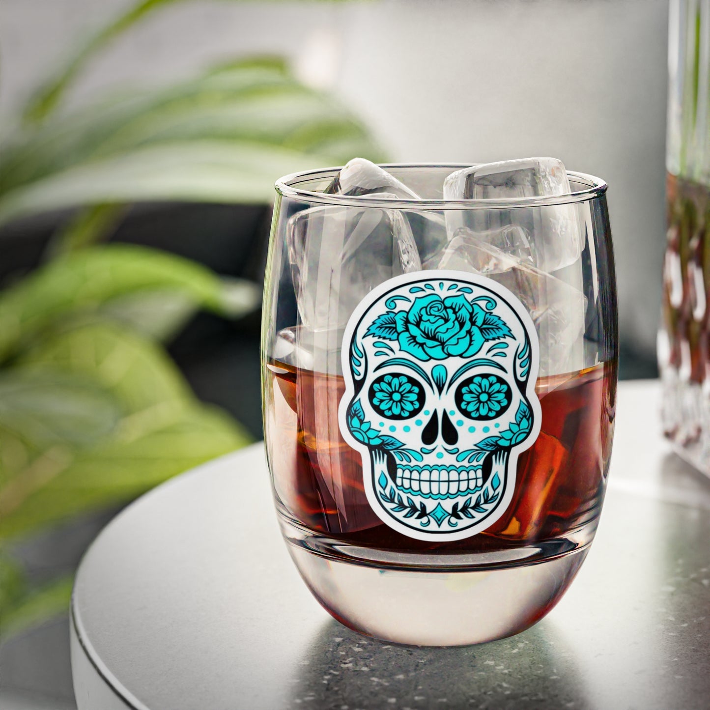 Skull Design Whiskey Glass, Unique Barware, Vintage Inspired Drinkware, Perfect for Birthdays, Celebrations, or Personalized Gifts