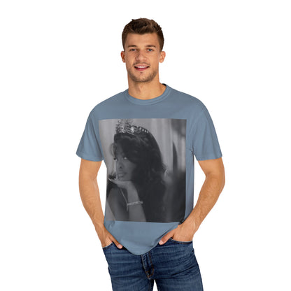 Vintage-Inspired T-Shirt with Iconic Design, Perfect for Fashion Lovers, Casual Wear, Gifts, Celebrations, Everyday Style