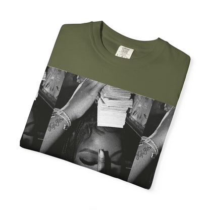 Artistic Unisex T-Shirt - Trendy Graphic Tee for Casual Style, Streetwear, Gift for Friends, Photography Lovers, Everyday Wear