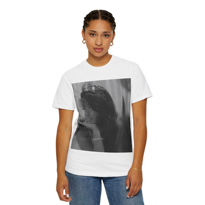 Vintage-Inspired T-Shirt with Iconic Design, Perfect for Fashion Lovers, Casual Wear, Gifts, Celebrations, Everyday Style