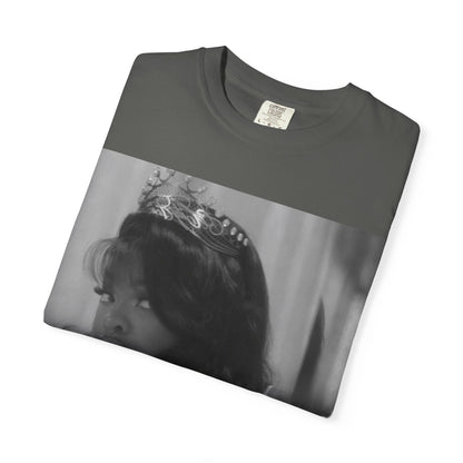 Vintage-Inspired T-Shirt with Iconic Design, Perfect for Fashion Lovers, Casual Wear, Gifts, Celebrations, Everyday Style