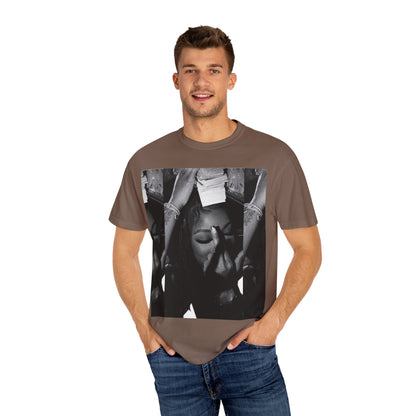 Artistic Unisex T-Shirt - Trendy Graphic Tee for Casual Style, Streetwear, Gift for Friends, Photography Lovers, Everyday Wear