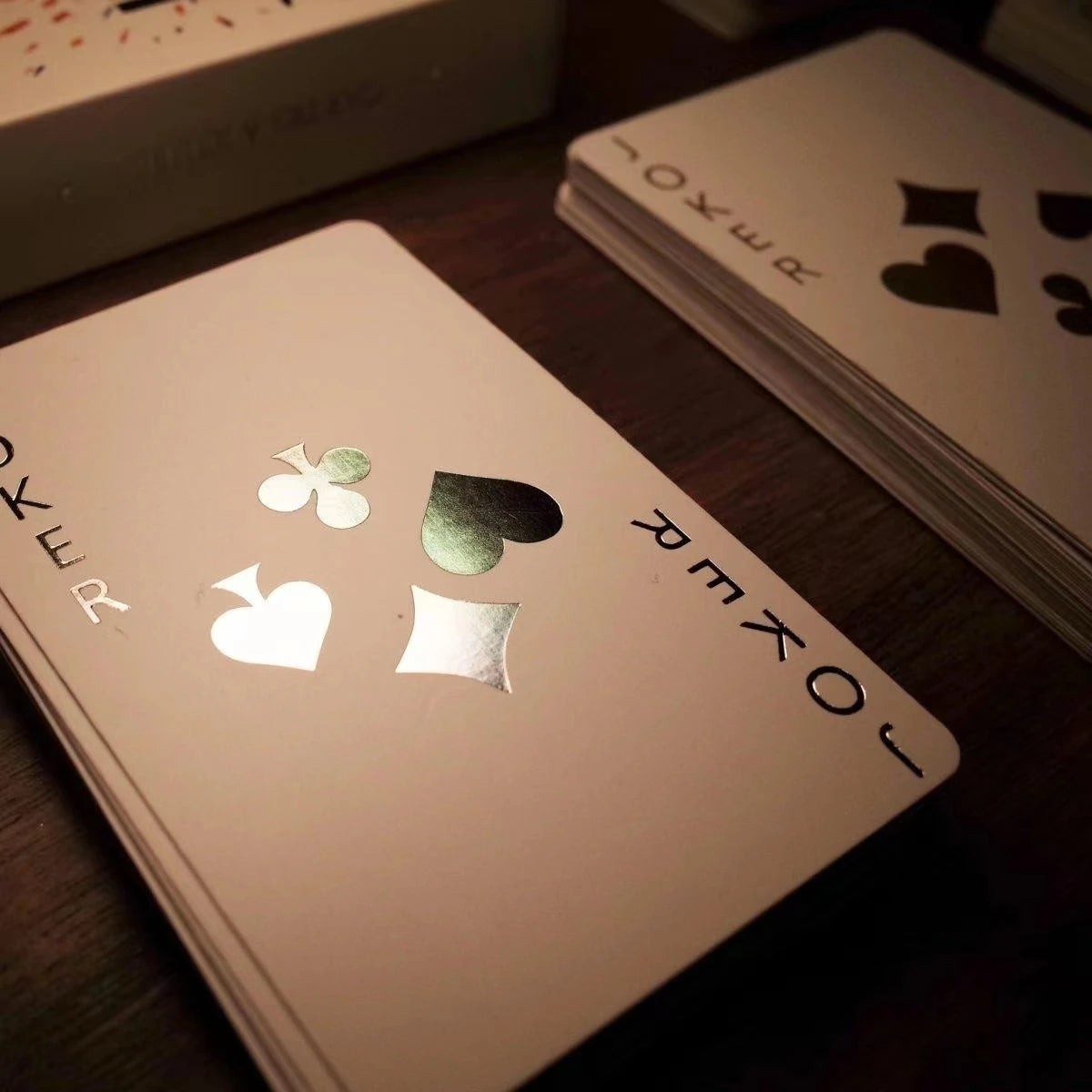 Playing Cards with Good Looks, Front and Back Gold and Silver Stamping Process, Customized Wholesale of Poker
